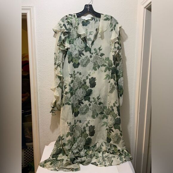 Robert Rodriguez green floral 100% silk dress size 6 ruffle accents NWOT H6